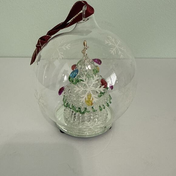 Spun Glass Christmas Tree in Globe Light Up Ornament 6" Clear NEW - Picture 3 of 8